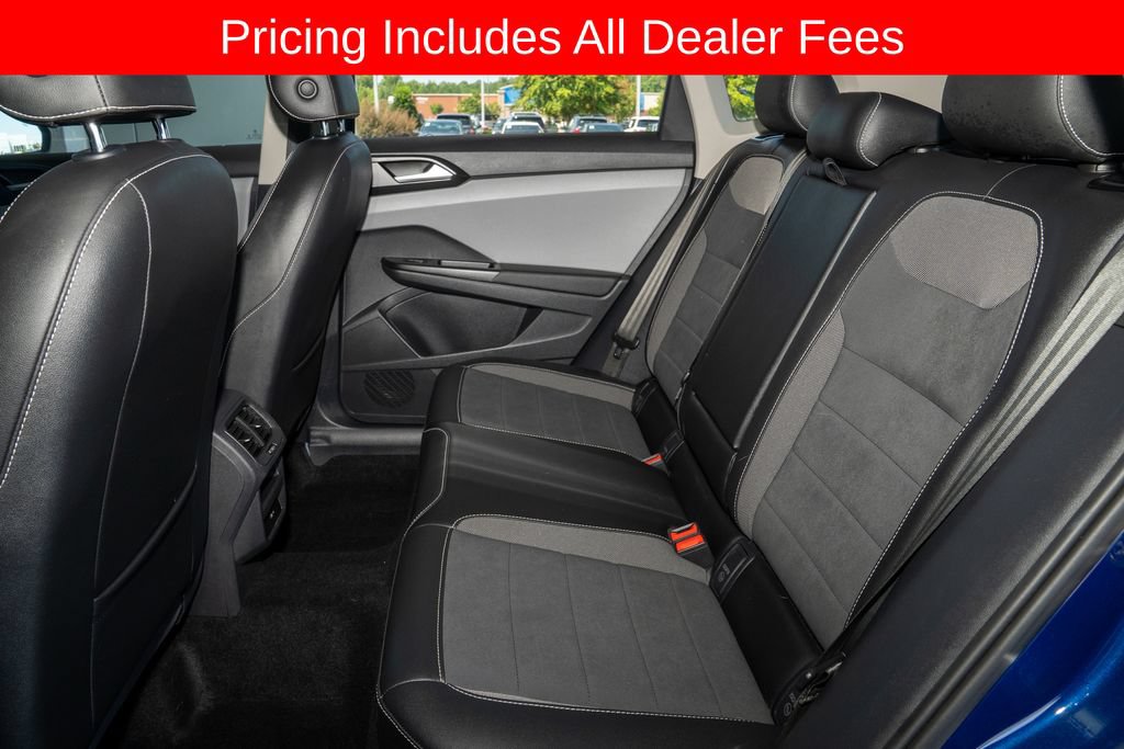 Used 2022 Volkswagen Taos SE FWD image 8