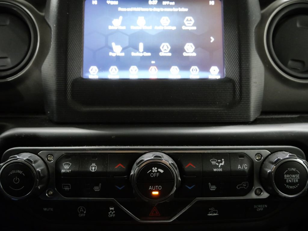 Used 2023 Jeep Wrangler Willys image 21