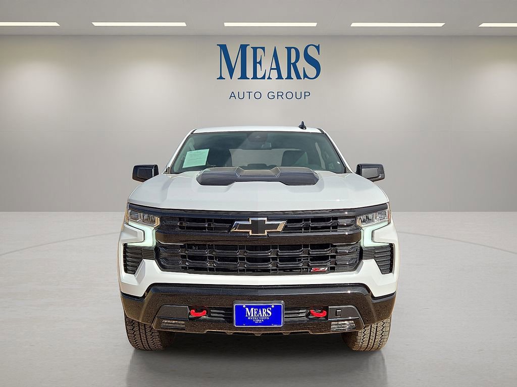 Used 2025 Chevrolet Silverado 1500 LT Trail Boss w/ Convenience Package II image 7