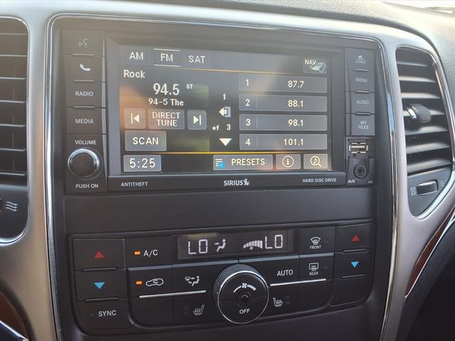 Used 2013 Jeep Grand Cherokee Limited image 17