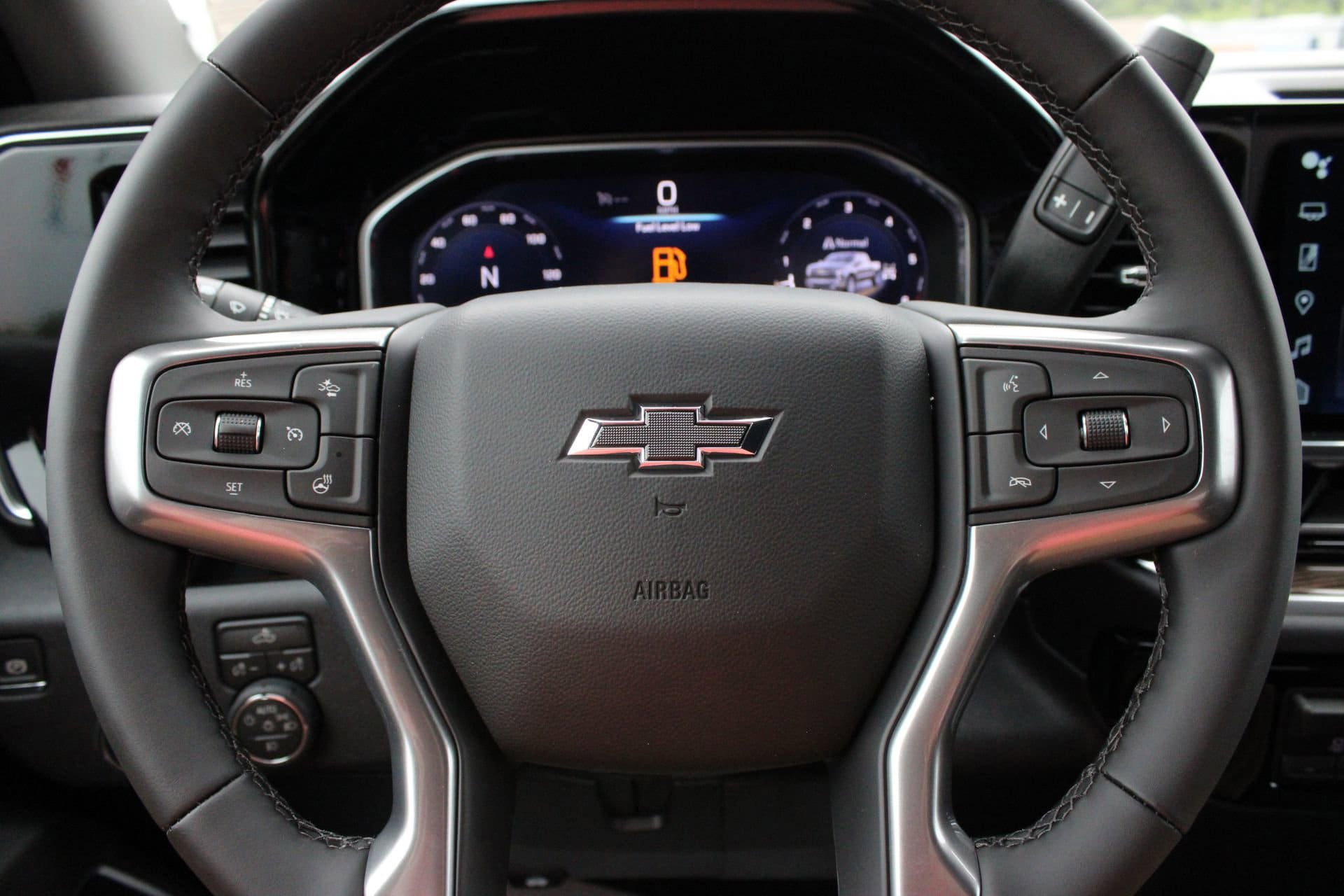 New 2026 Chevrolet Silverado 1500 RST w/ LPO, Liner Protection Package AWD/4WD image 28