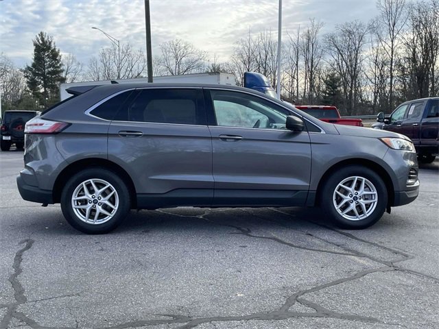 Used 2022 Ford Edge SEL image 6