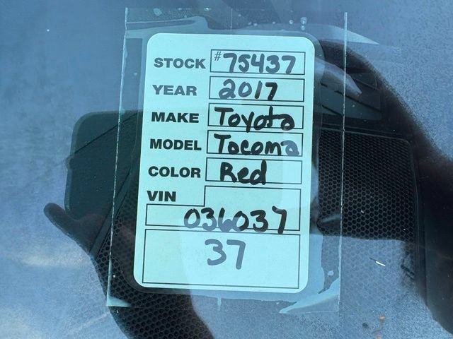 Used 2017 Toyota Tacoma Limited w/ Tow Package RWD image 38