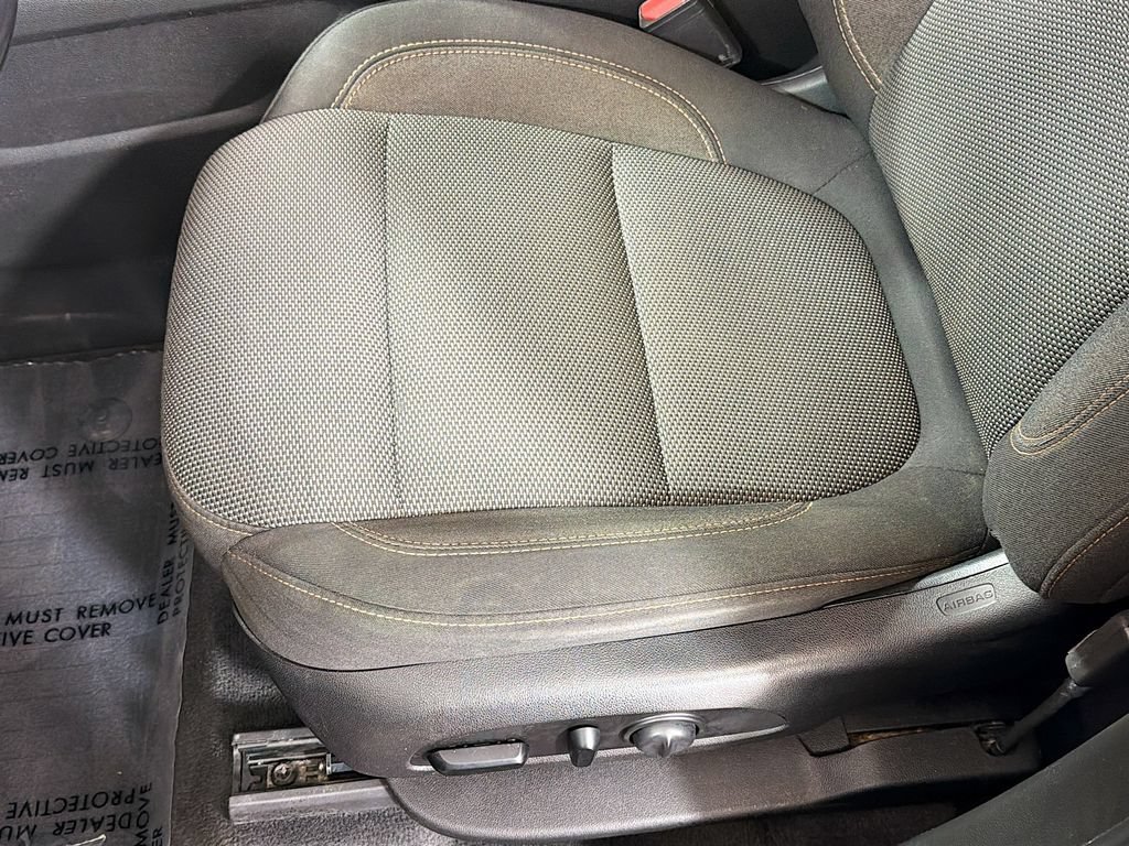 Used 2019 Chevrolet Traverse LT FWD image 20