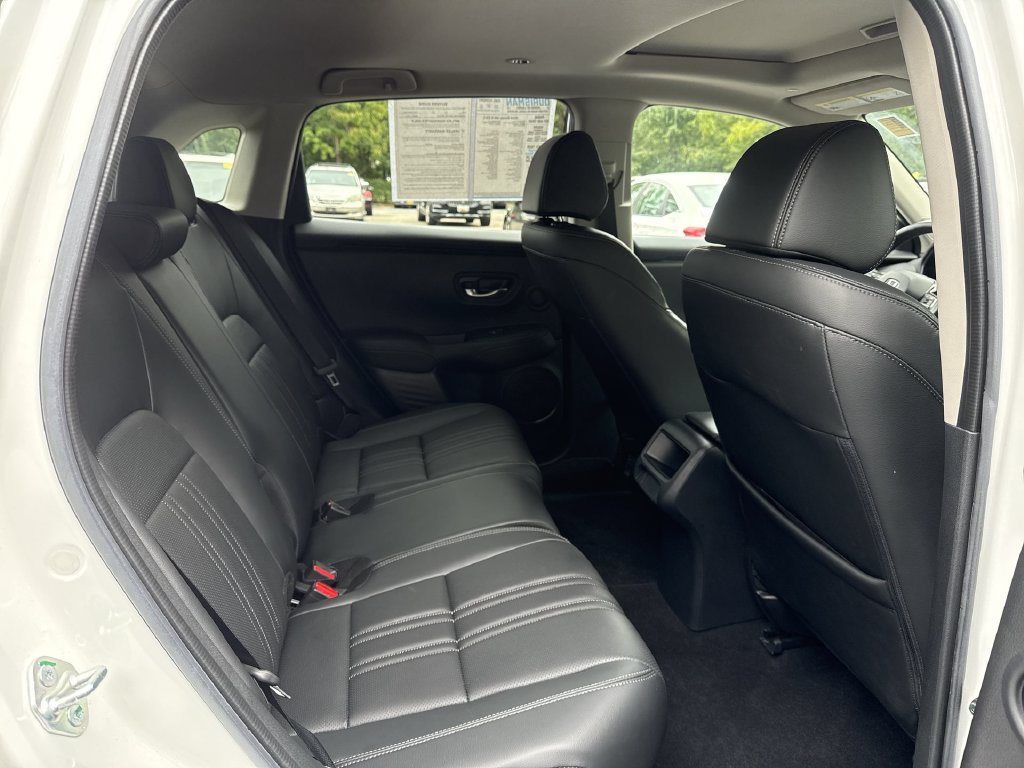 Used 2024 Honda HR-V EX-L image 25
