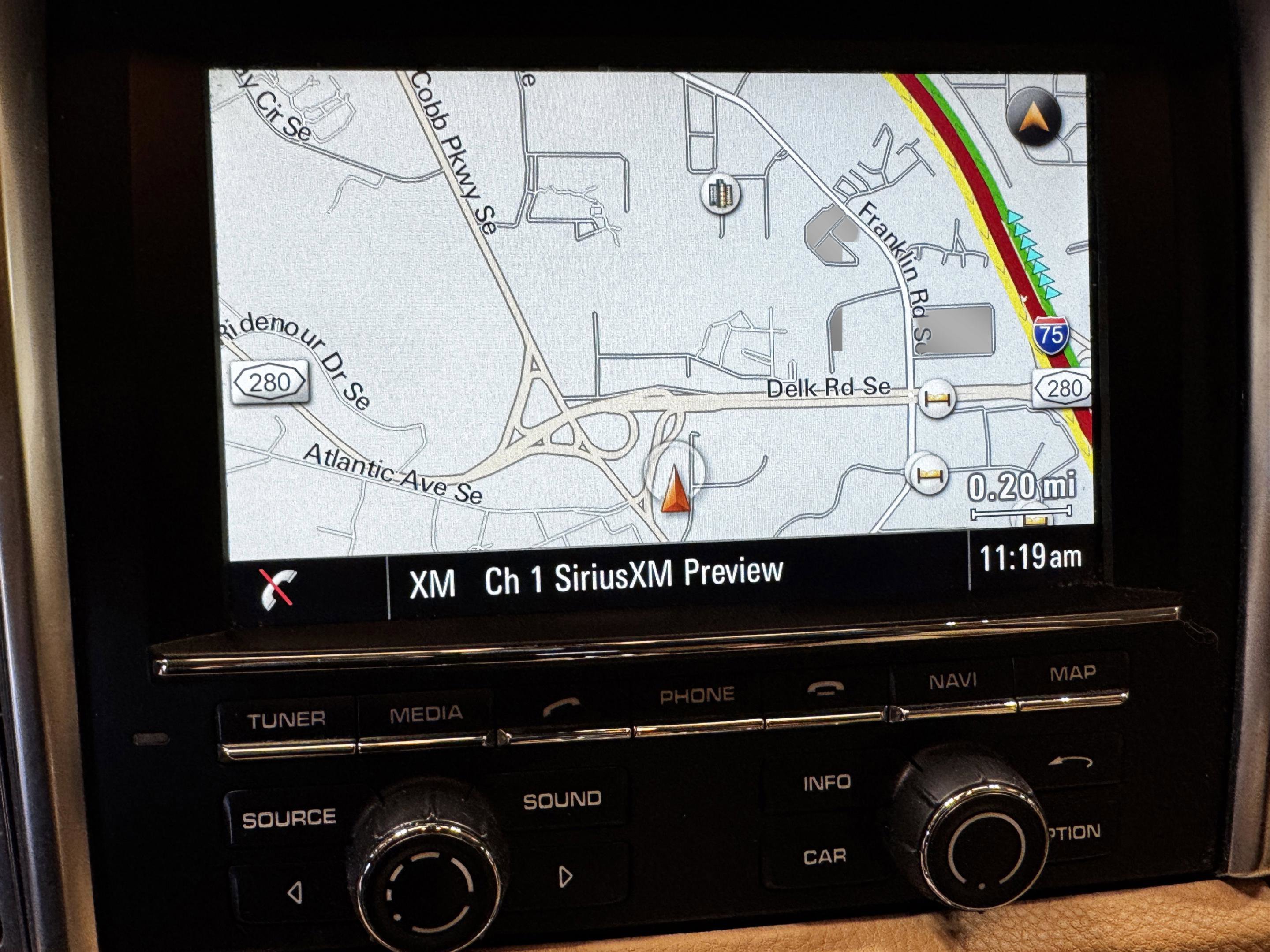 Used 2016 Porsche Macan Turbo image 35