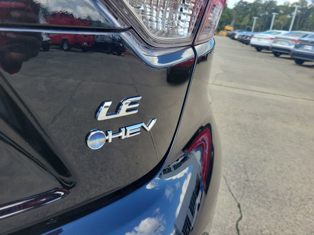 Used 2026 Toyota Corolla LE w/ LE Premium Package FWD image 7