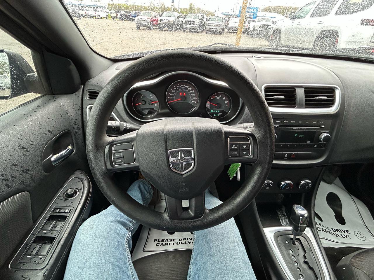 Used 2012 Dodge Avenger SE FWD image 27