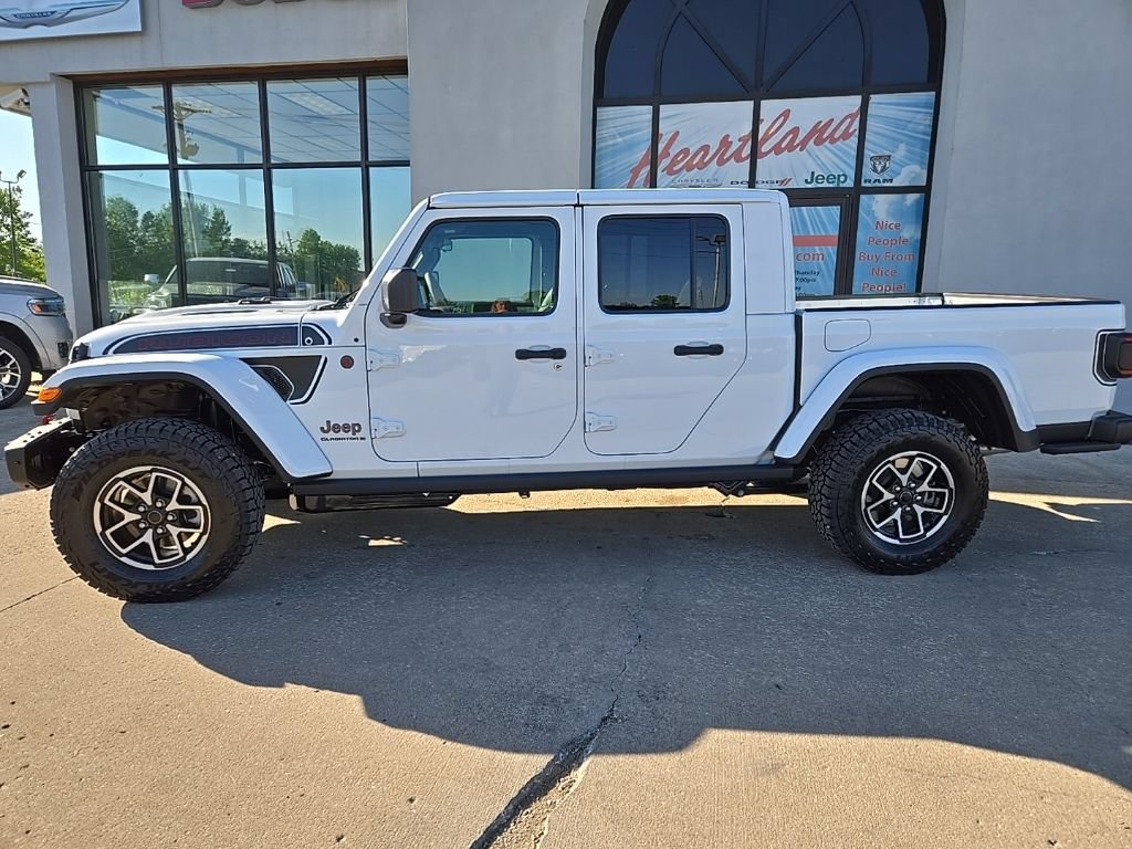 New 2026 Jeep Gladiator Mojave AWD/4WD image 5