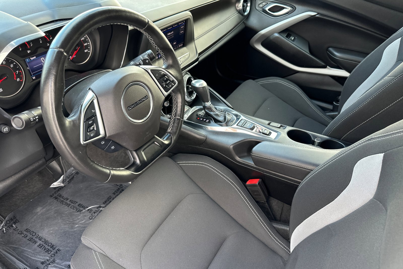 Used 2020 Chevrolet Camaro LT image 10