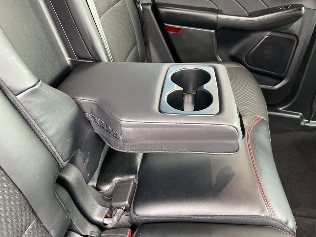 Used 2025 Ford Escape ST-Line w/ Equipment Group 301A image 34