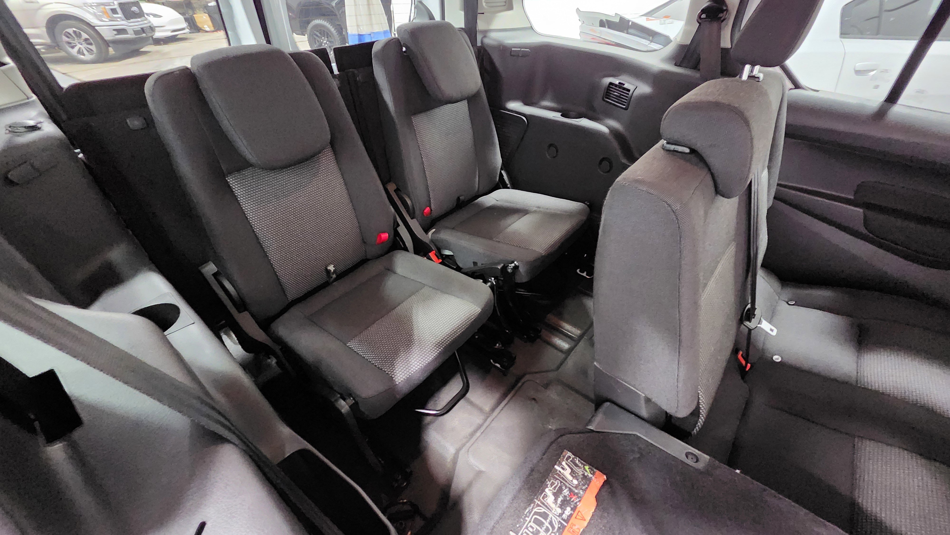 Used 2017 Ford Transit Connect XL image 18