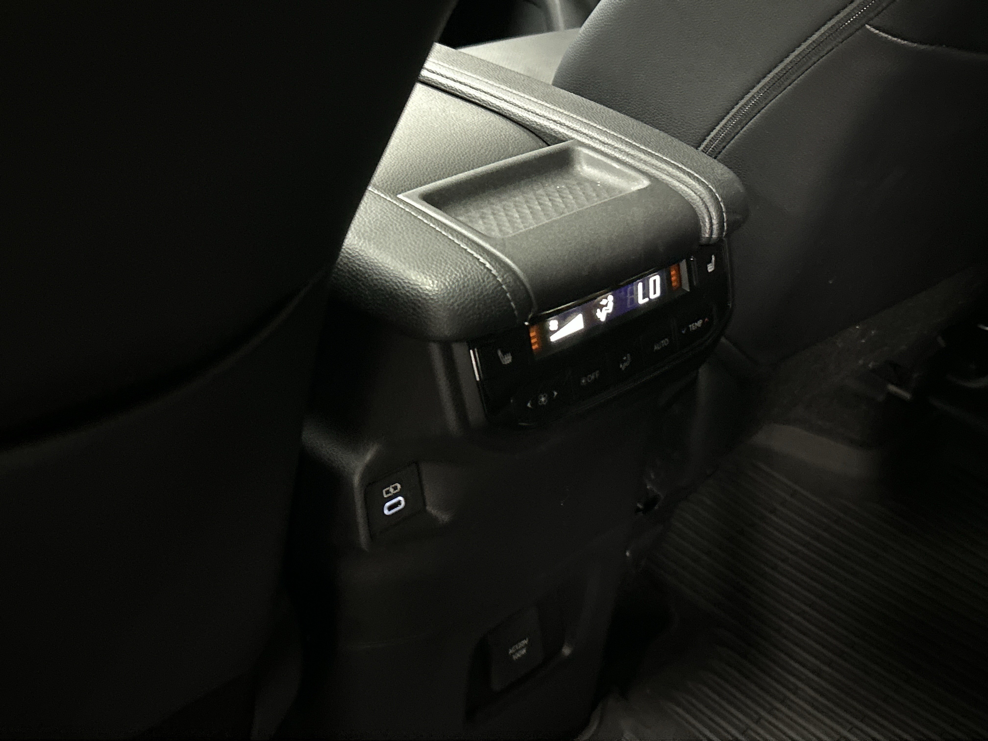 Certified 2026 Toyota Grand Highlander AWD image 29