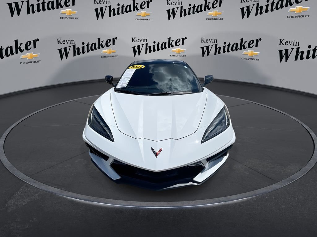 Used 2023 Chevrolet Corvette Stingray Premium Conv w/ Z51 Performance Package RWD image 3