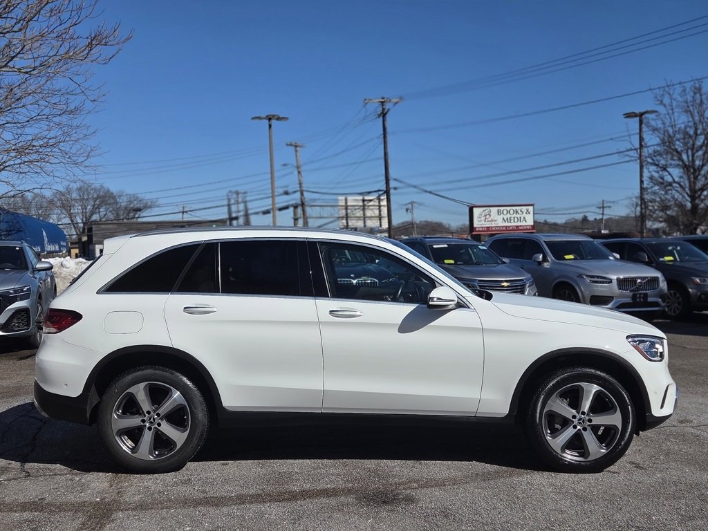 Used 2022 Mercedes-Benz GLC 300 4MATIC w/ Premium Package Lite image 7