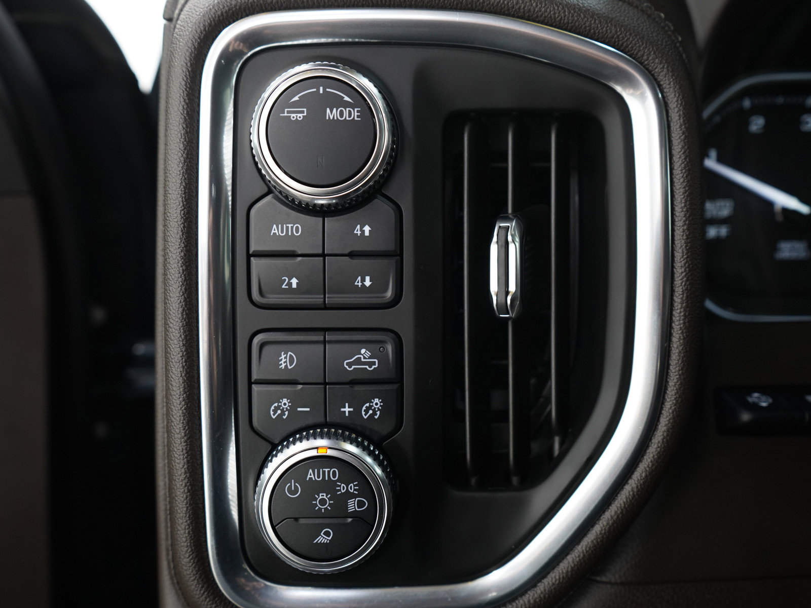 Used 2021 GMC Sierra 1500 Denali w/ Denali Ultimate Package AWD/4WD image 27