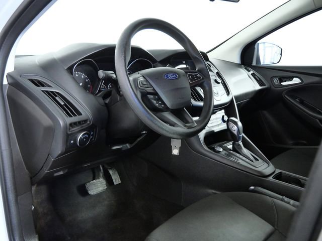 Used 2015 Ford Focus SE w/ Exterior Protection Package image 16