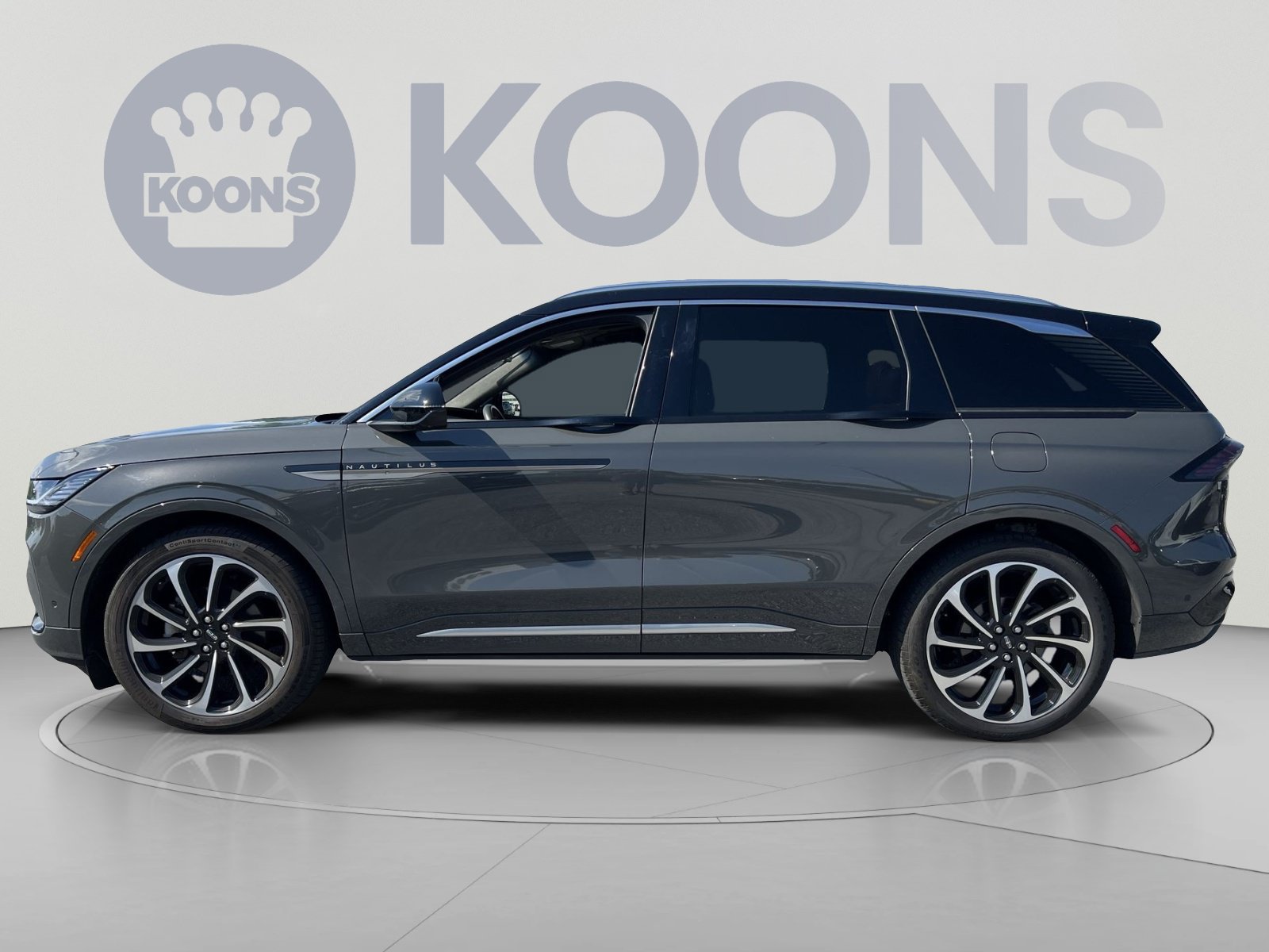 Used 2024 Lincoln Nautilus Black Label AWD/4WD image 2