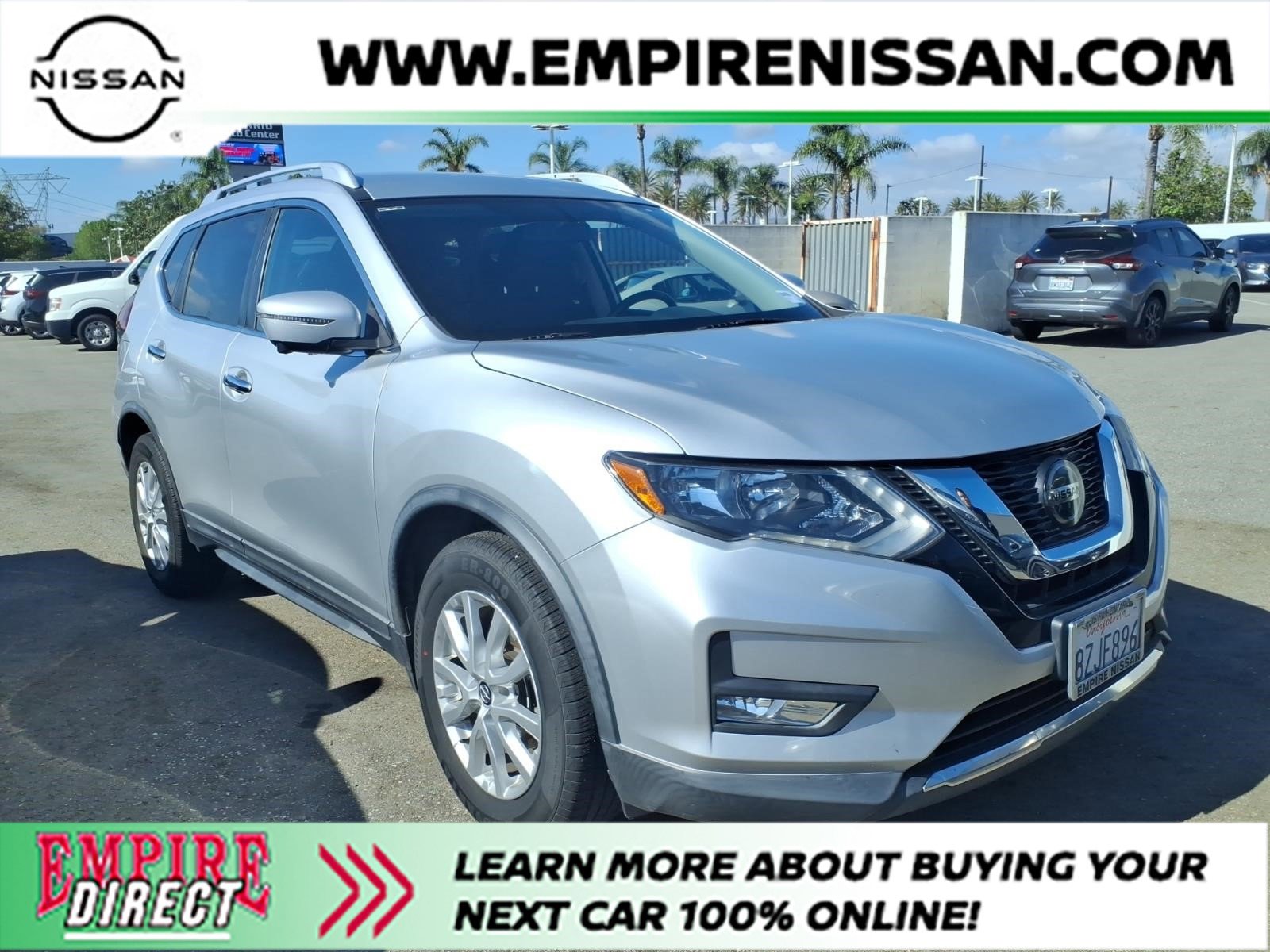 Used 2018 Nissan Rogue SV w/ Premium Package image 1