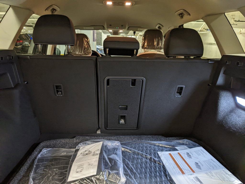 New 2026 Volkswagen Taos S image 27