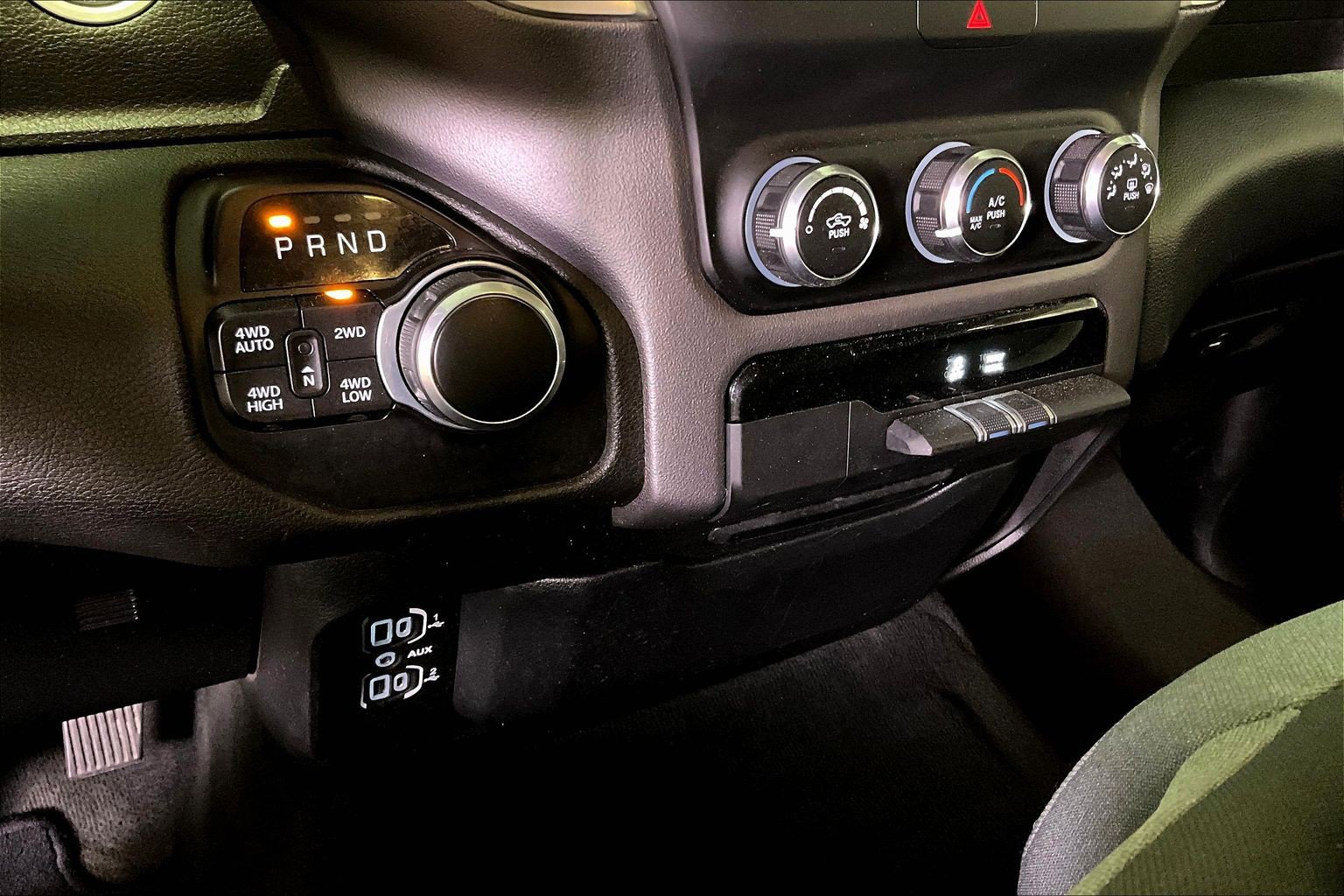 Used 2022 RAM 1500 Big Horn AWD/4WD image 17