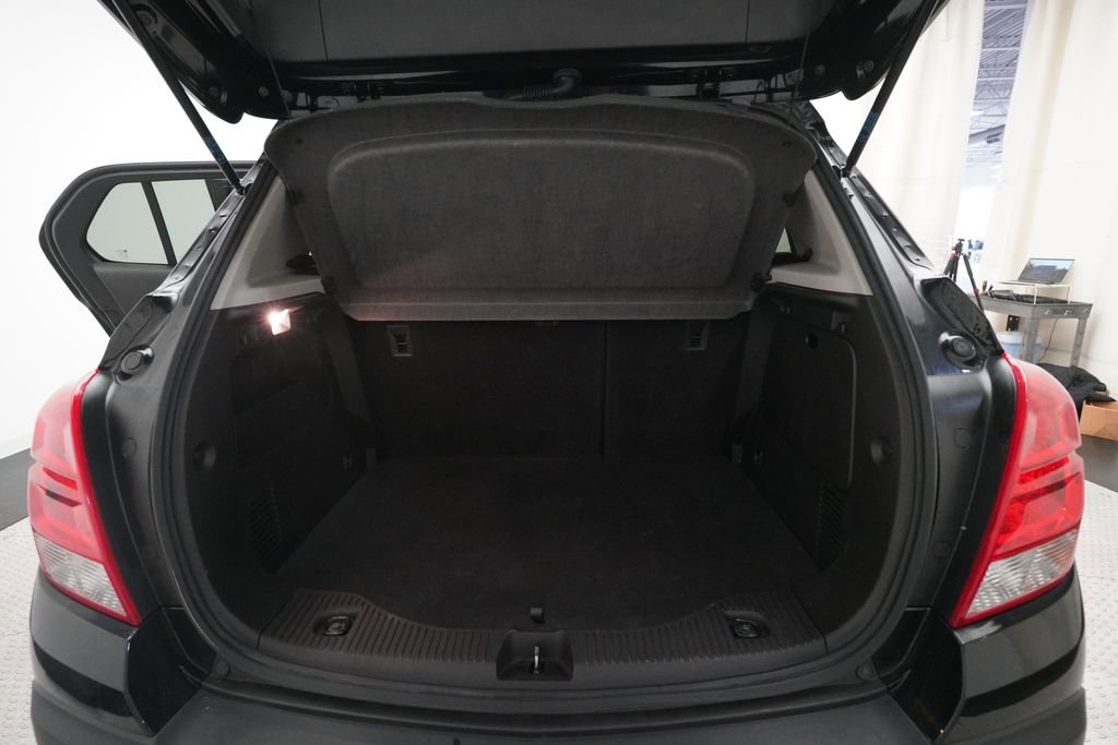 Used 2016 Chevrolet Trax LTZ image 12