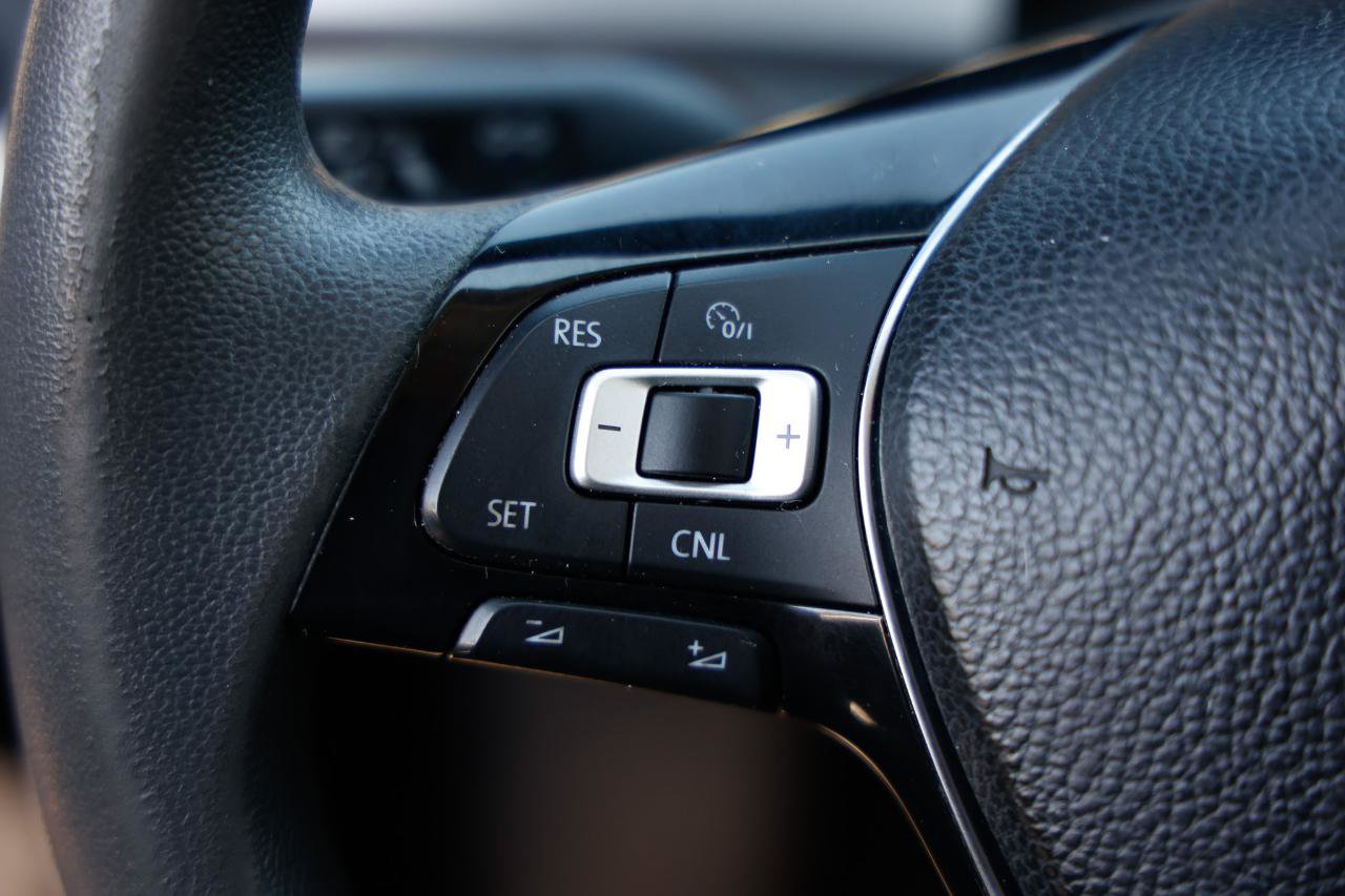 Used 2017 Volkswagen Passat 1.8T S image 24