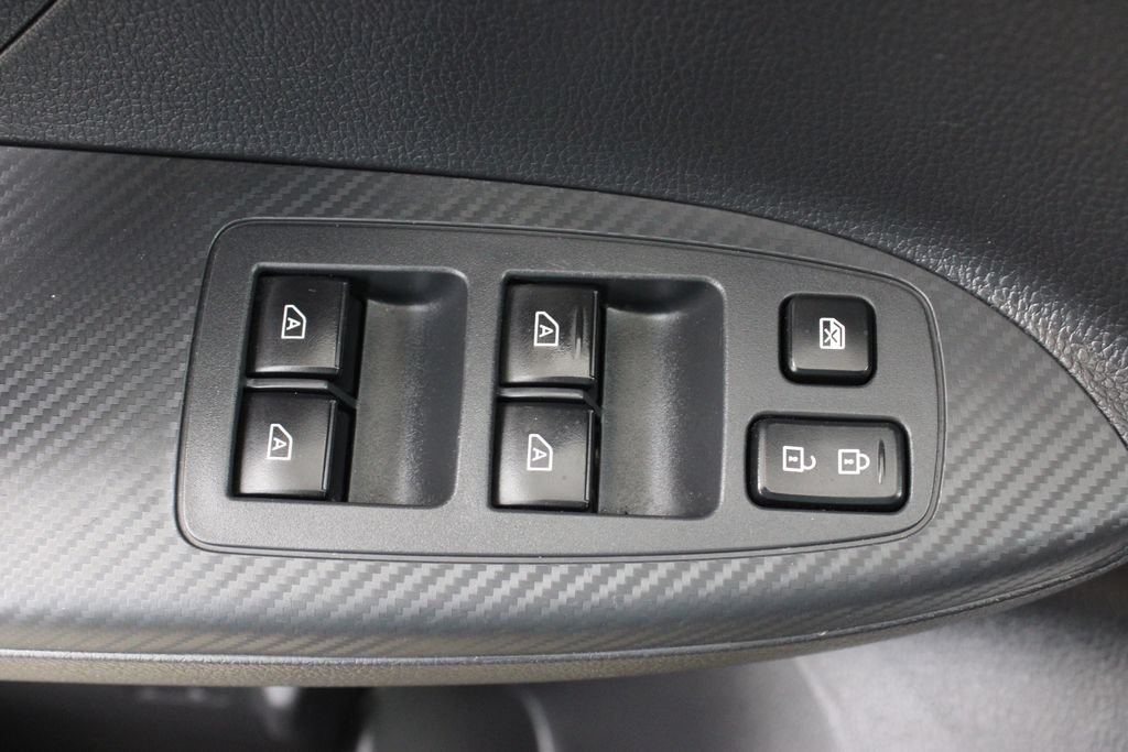 Used 2025 Mitsubishi Eclipse Cross SEL AWD/4WD image 17