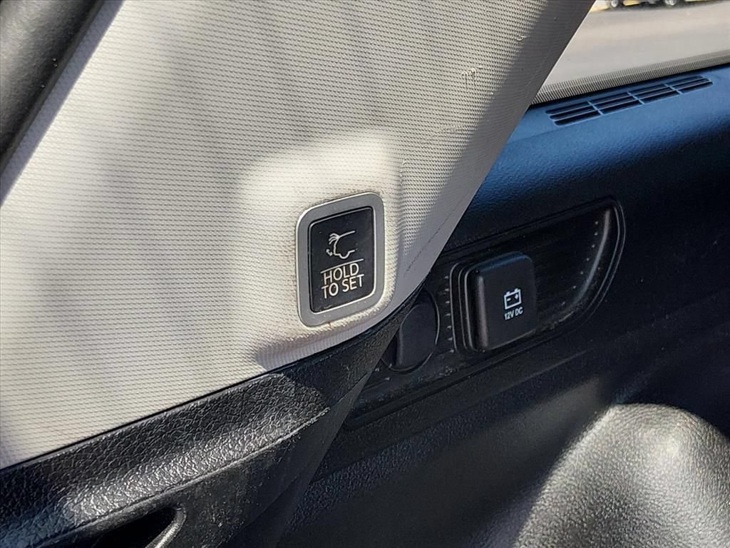 Used 2022 Jeep Grand Cherokee Limited RWD image 17