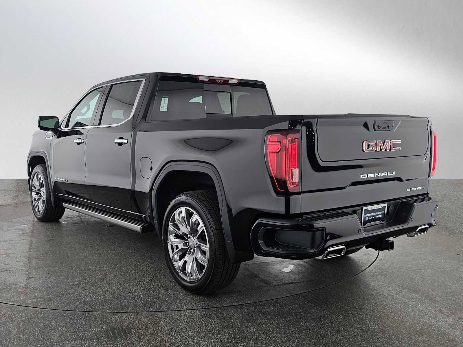 New 2026 GMC Sierra 1500 Denali w/ Denali Reserve Package image 5