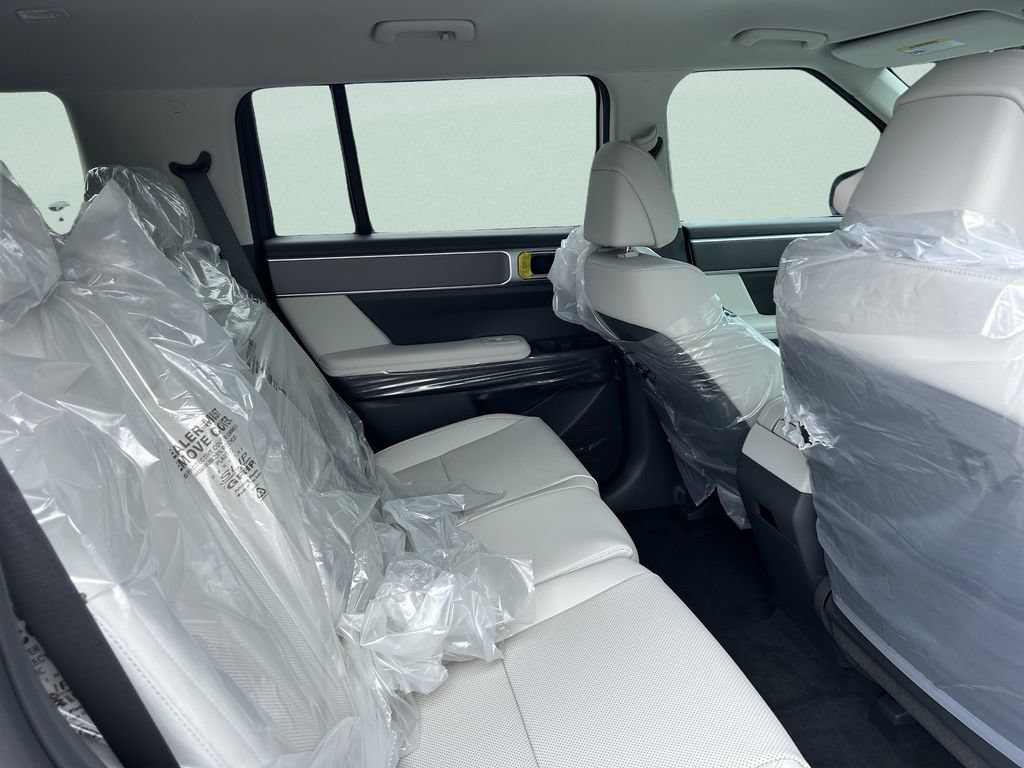 New 2027 Hyundai Santa Fe SE FWD image 23