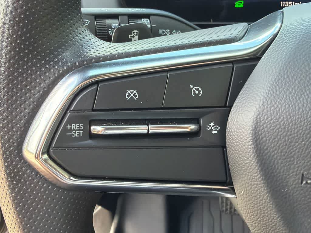 Used 2026 Chevrolet Equinox EV LT FWD image 22