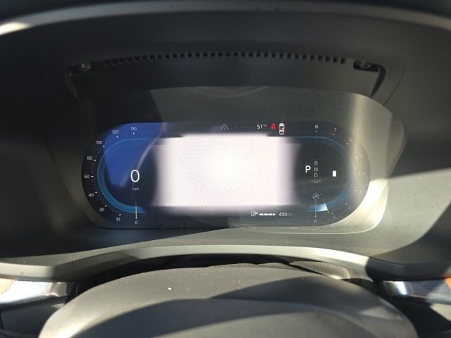 Certified 2025 Volvo V60 B5 Cross Country Plus image 33