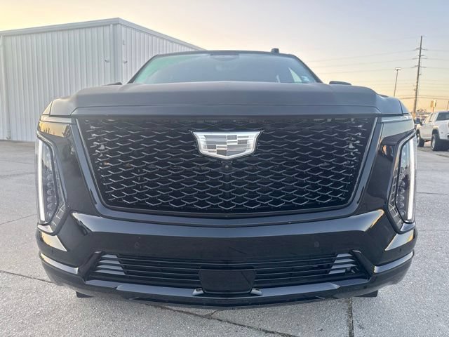Used 2026 Cadillac Escalade Platinum Sport w/ LPO, ONYX Package AWD/4WD image 7