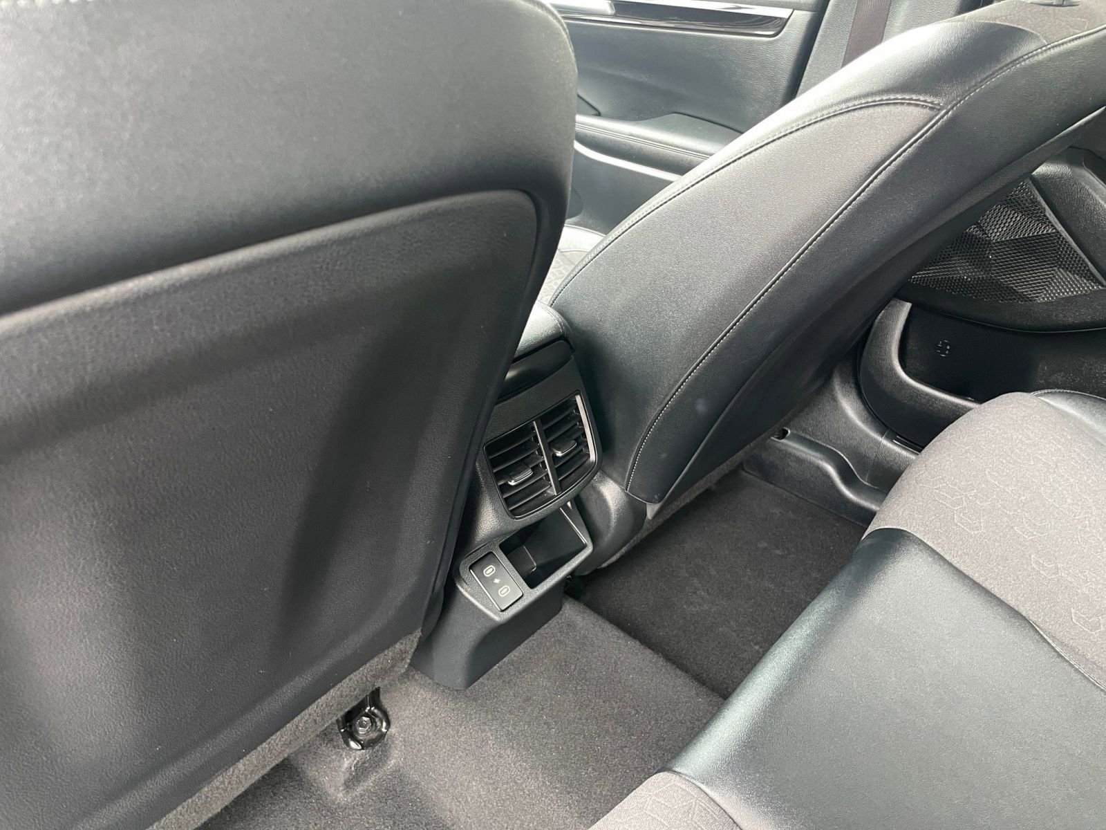 Used 2025 Kia Seltos S image 24