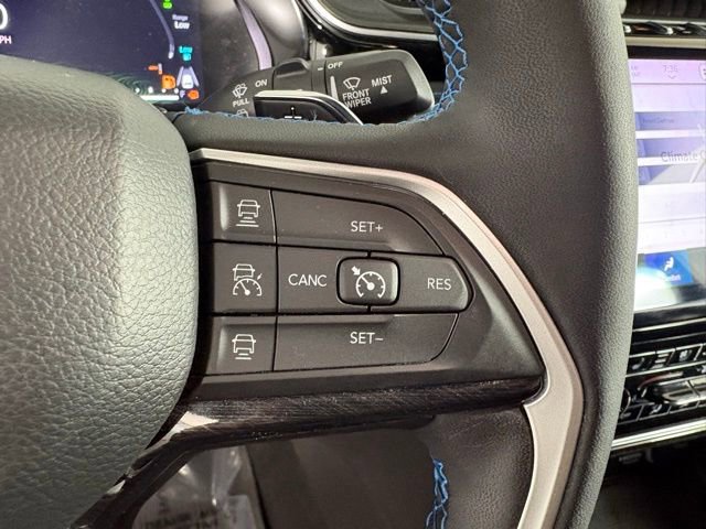 Used 2022 Jeep Grand Cherokee Trailhawk w/ Luxury Tech Group III image 9