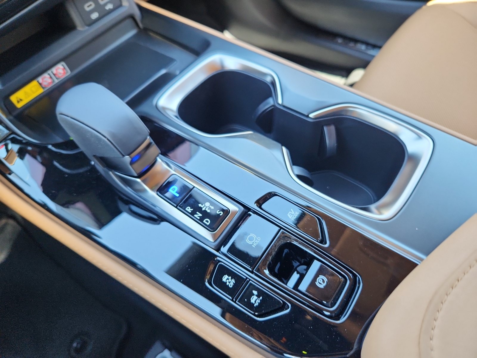 New 2026 Lexus NX 350h AWD w/ Premium Package image 15