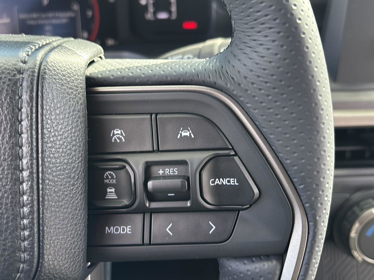 New 2026 Toyota 4Runner SR5 AWD/4WD image 23