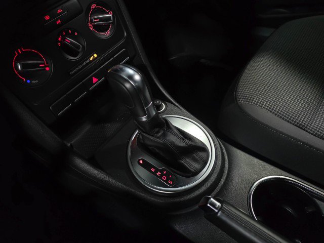 Used 2019 Volkswagen Beetle 2.0T S image 23