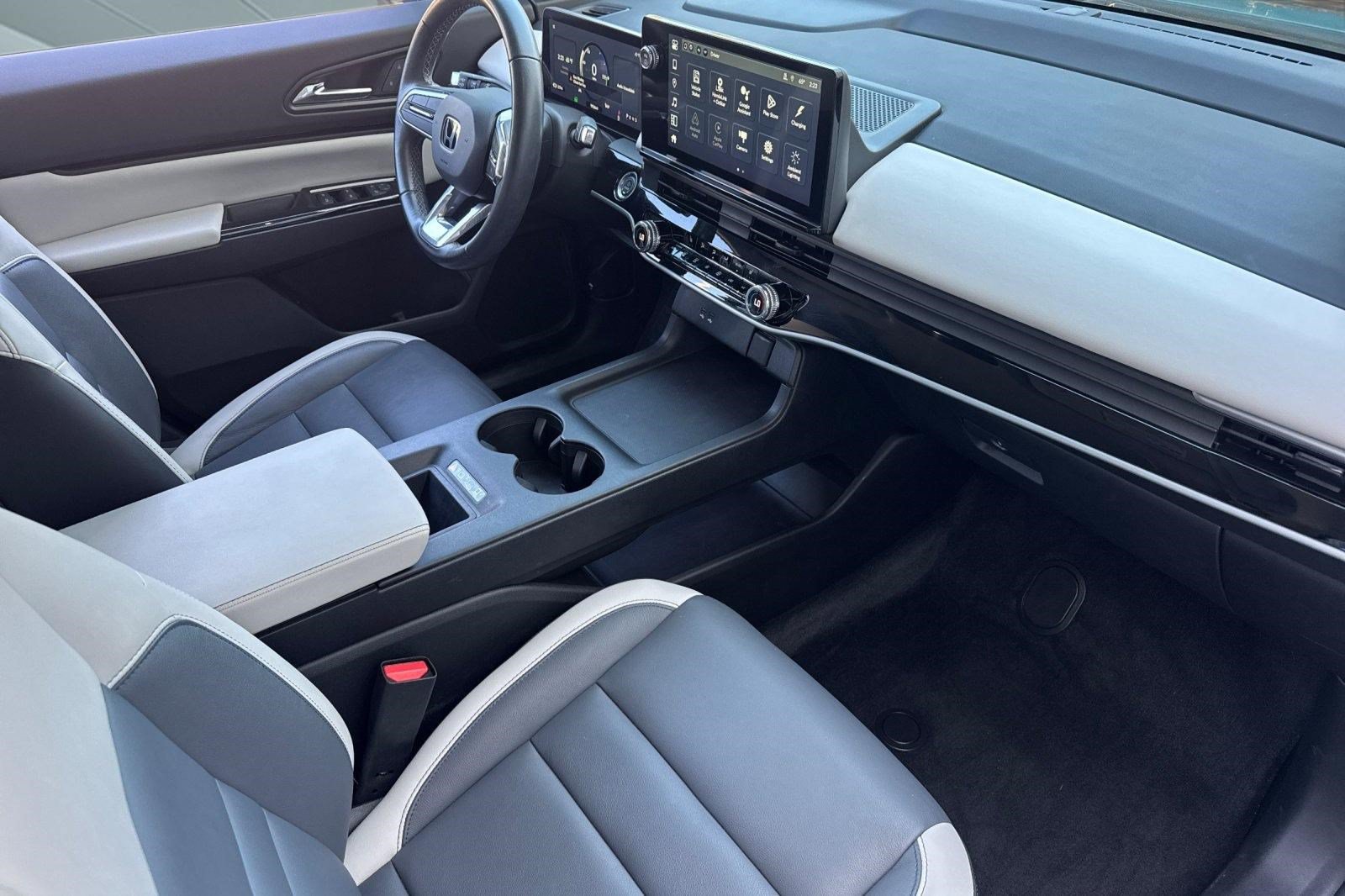 Used 2024 Honda Prologue Touring image 35