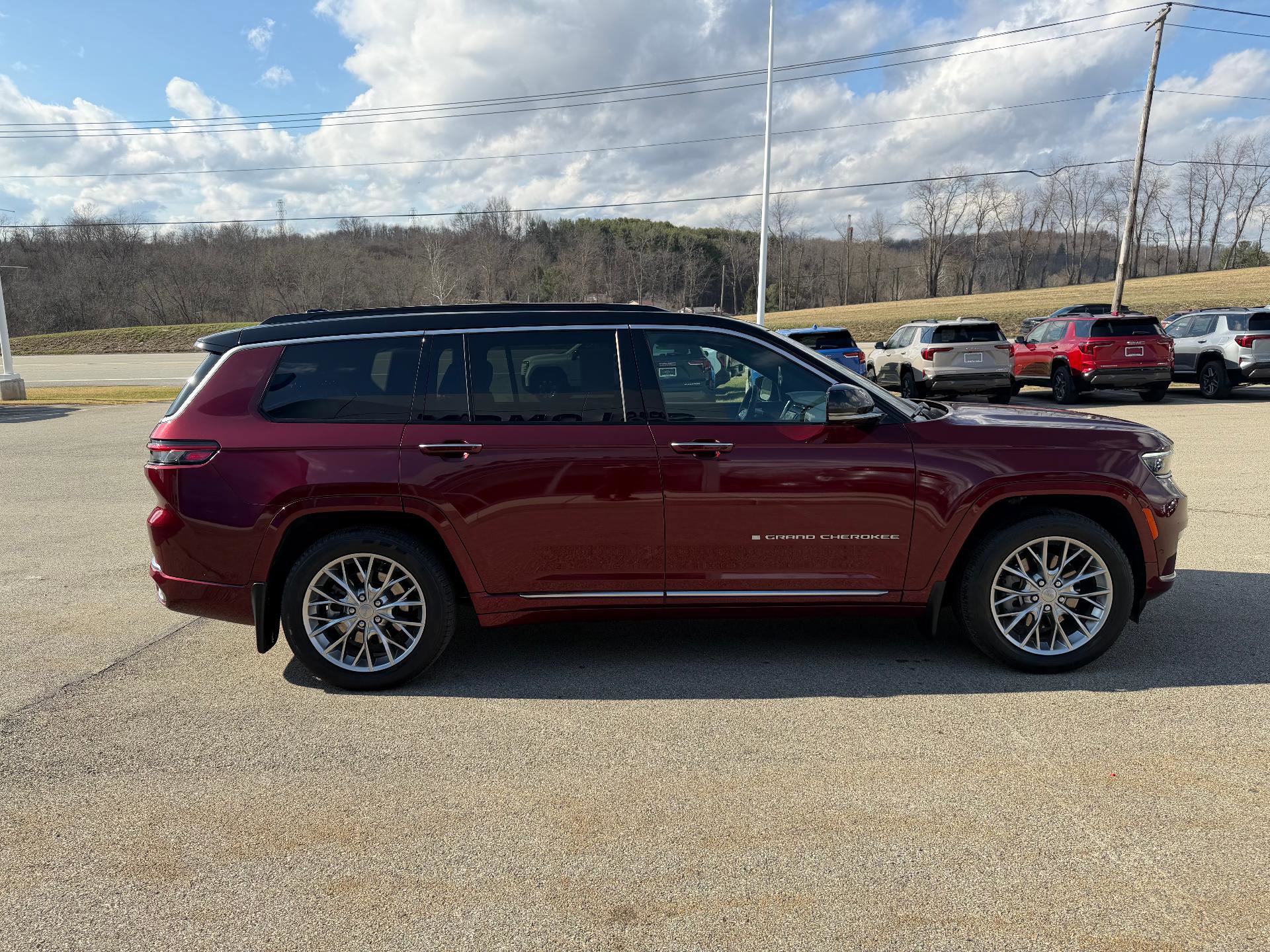 Used 2024 Jeep Grand Cherokee L Summit AWD/4WD image 6