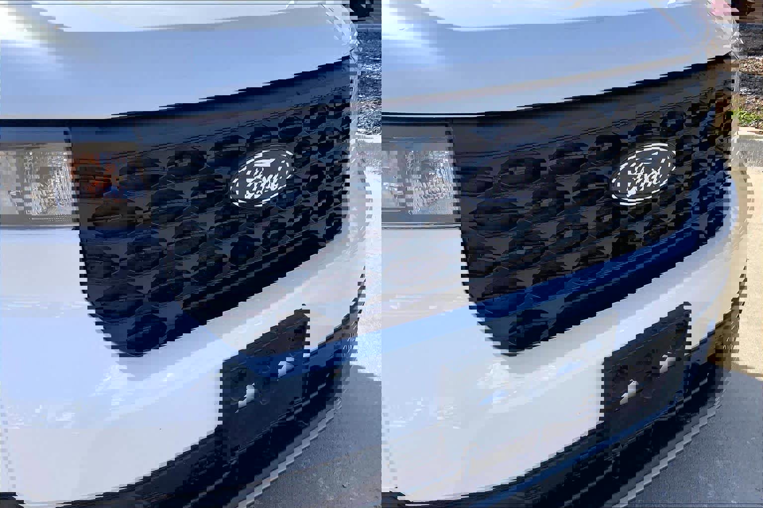 Used 2025 Ford Maverick XLT w/ Equipment Group 302A image 32