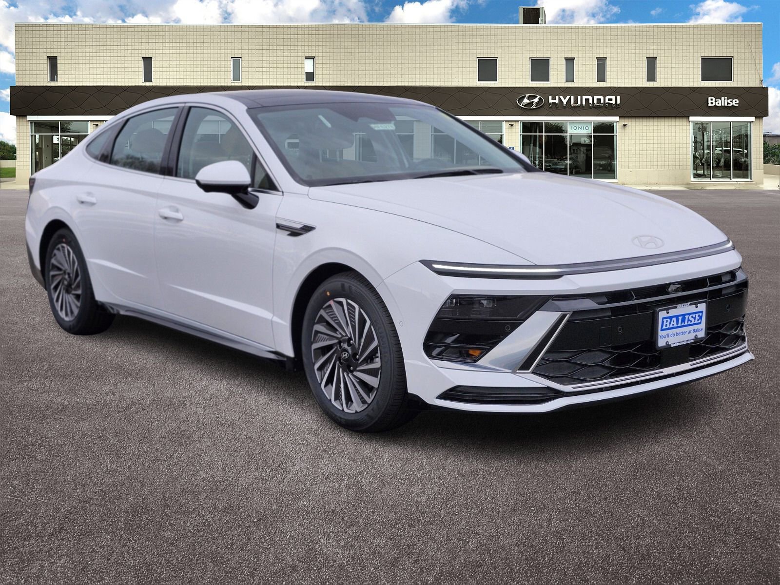 New 2026 Hyundai Sonata Limited FWD image 1