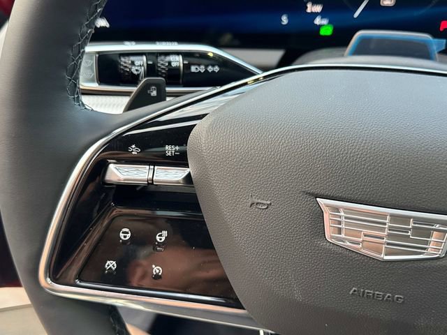 New 2025 Cadillac Optiq Sport 2 w/ LPO, Floor Liner Package image 24
