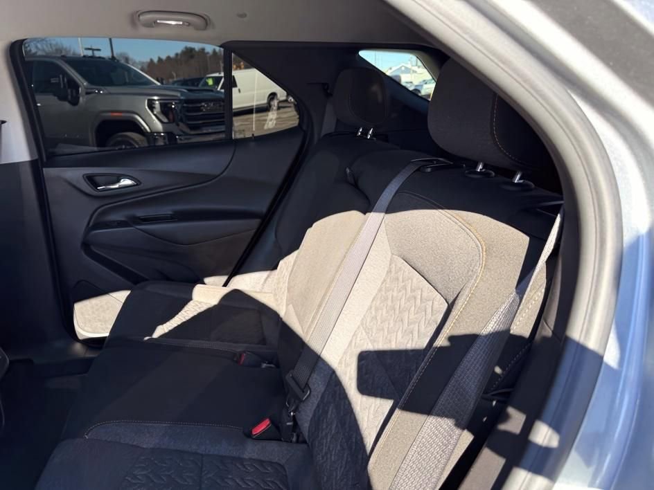 Used 2024 Chevrolet Equinox LT image 9