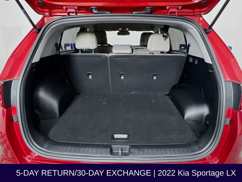 Used 2022 Kia Sportage LX image 29