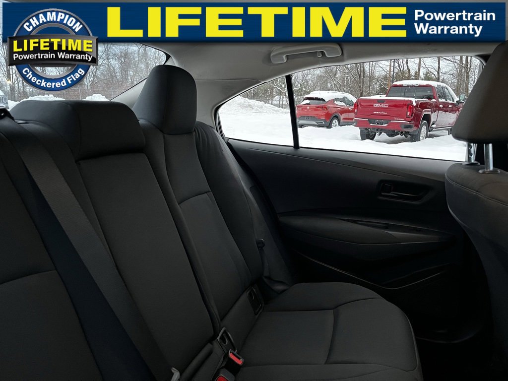 Used 2024 Toyota Corolla LE image 34