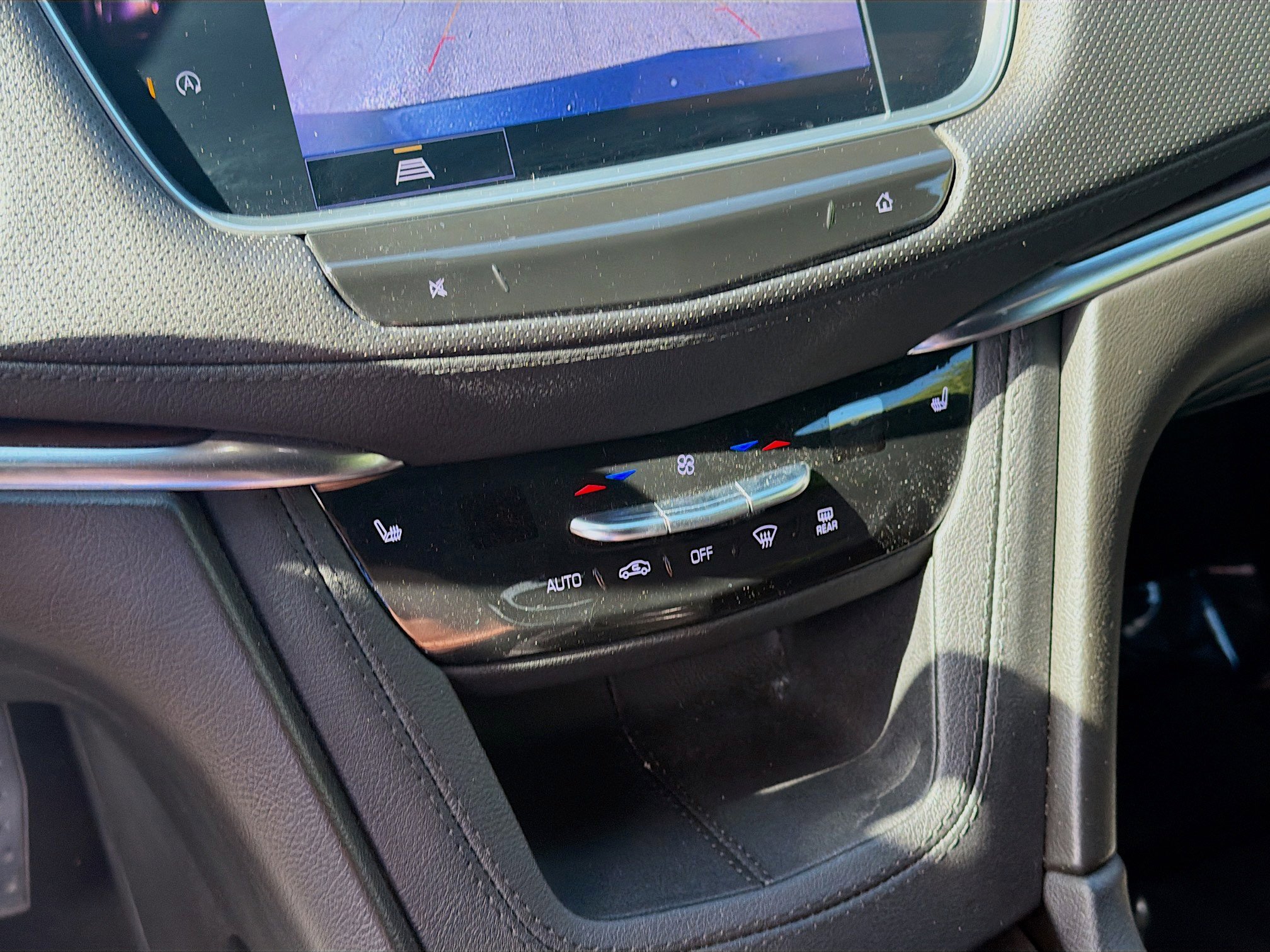 Used 2023 Cadillac XT5 Premium Luxury image 14