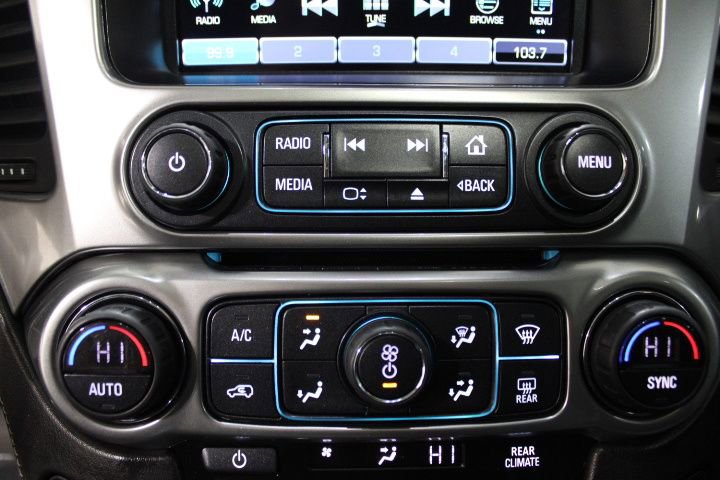 Used 2020 Chevrolet Suburban LT image 38