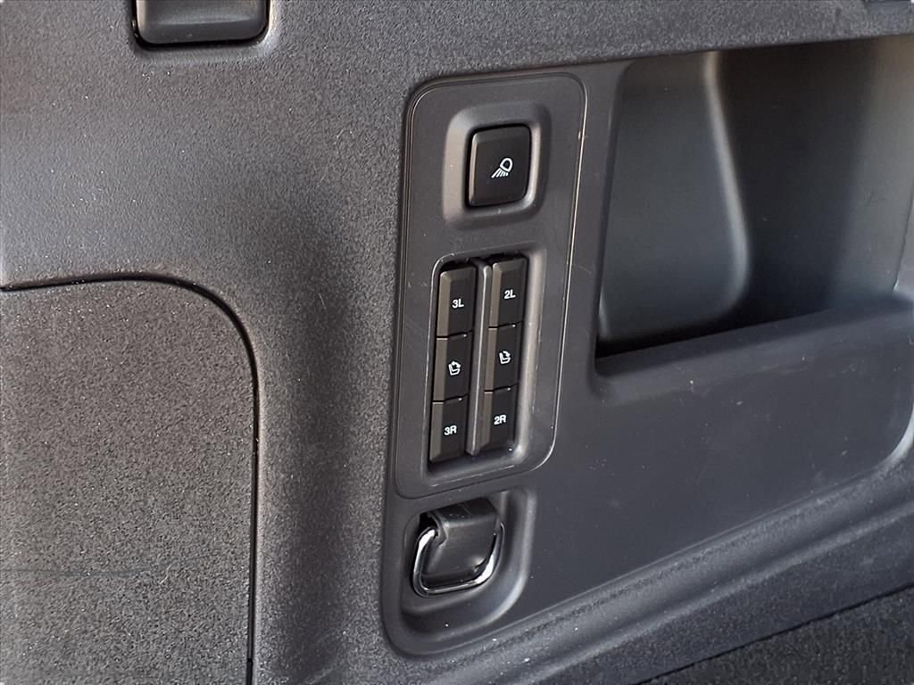 Used 2025 Ford Expedition Active image 29